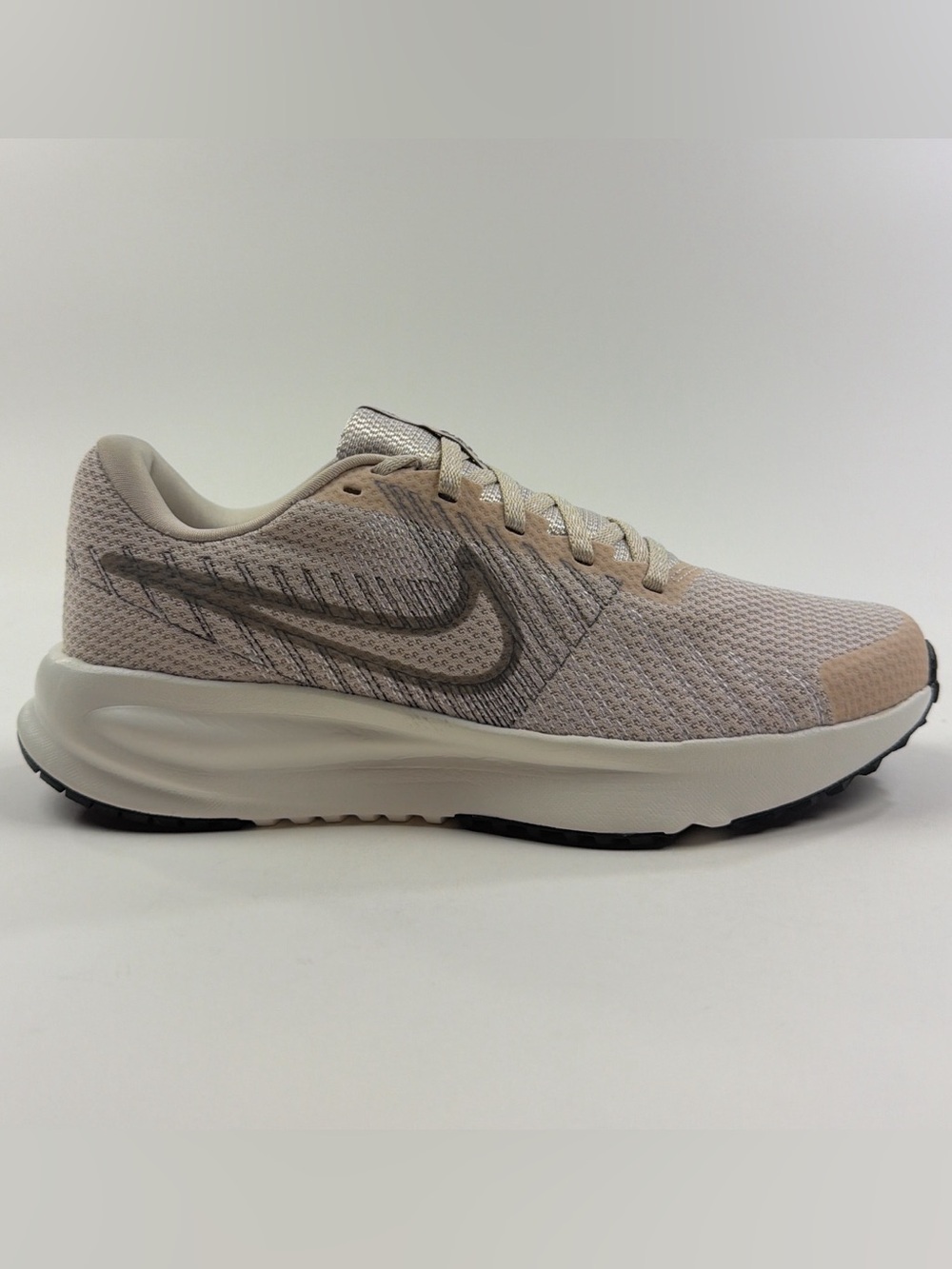 Nike Run Defy Womens Brown Gray Shoes Sneakers Running Athletic HM9593-100